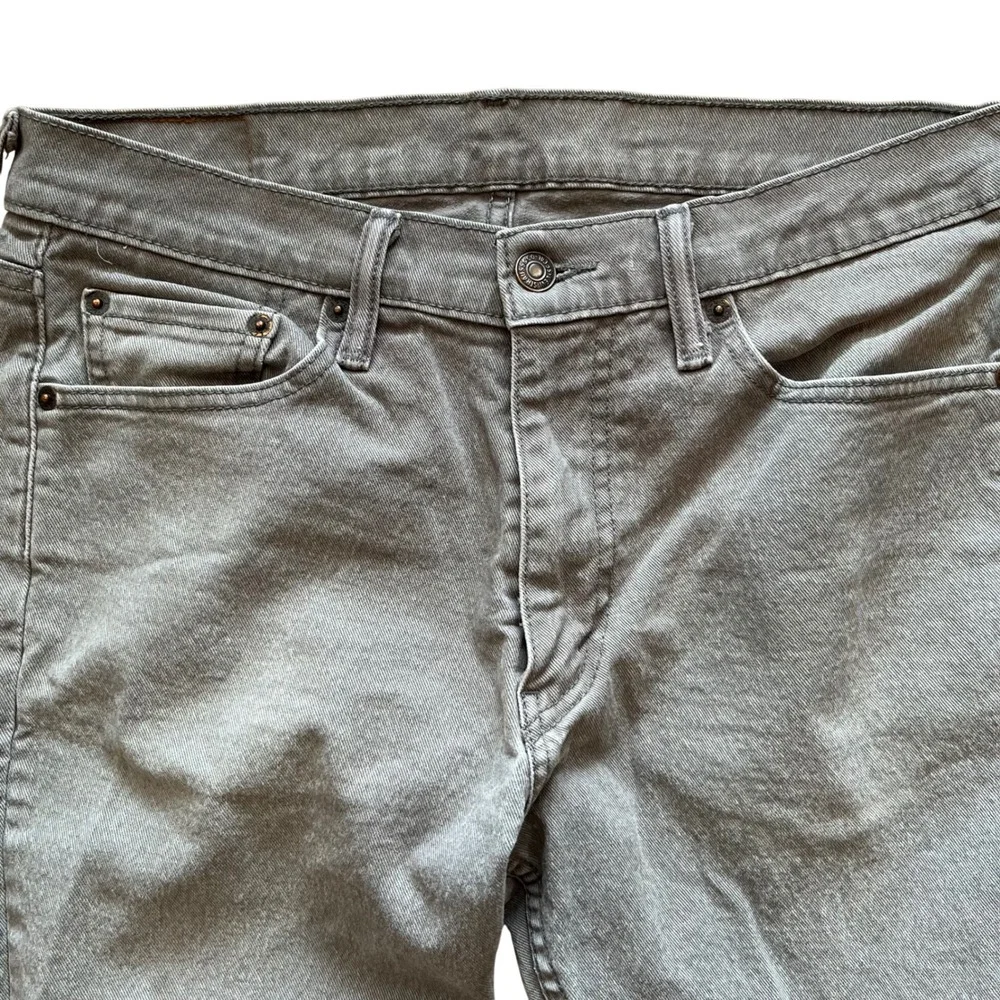 Levis 513 Slim Straight‎ Jeans Mens 31x30 Grey Denim PC9-08513-0338